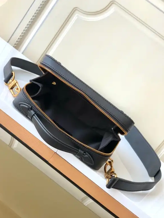 WIS LOUIS VUITTON TRUNK MINI SOFT 0413